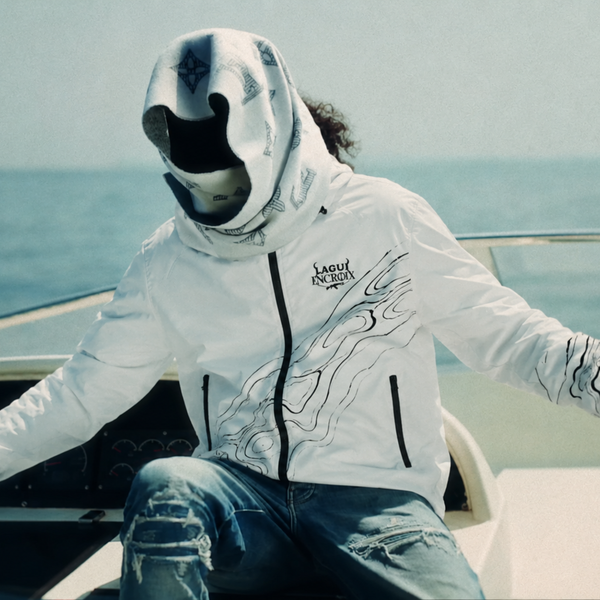 VESTE EN CROIX BLANC